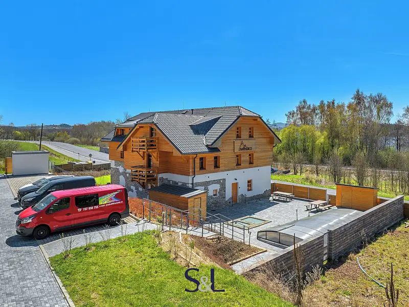 Prodej bytu 2+kk 62 m², Horní Planá – náhled fotky 2