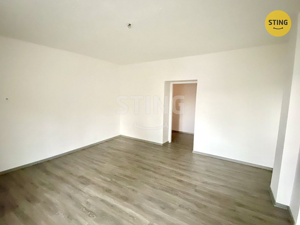 Pronájem bytu 1+1 61 m² – fotografie 4