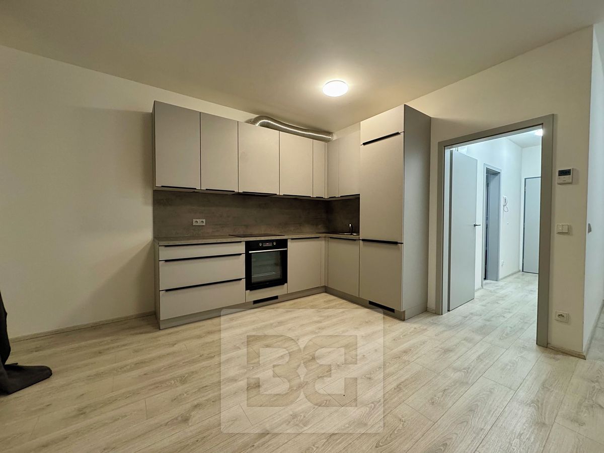 Pronájem bytu 1+kk 44 m² – fotografie 2