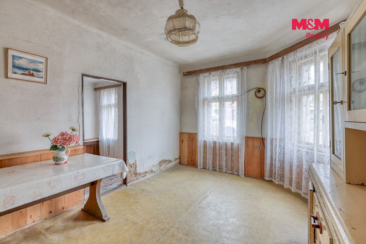Prodej rodinného domu 70 m², pozemek 340 m² – fotografie 2
