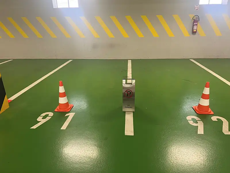 Pronájem garážového stání 16 m², Praha – náhled fotky 3