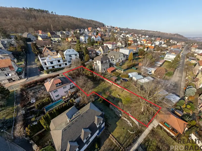 Prodej stavebního pozemku 737 m², Praha – náhled fotky 3
