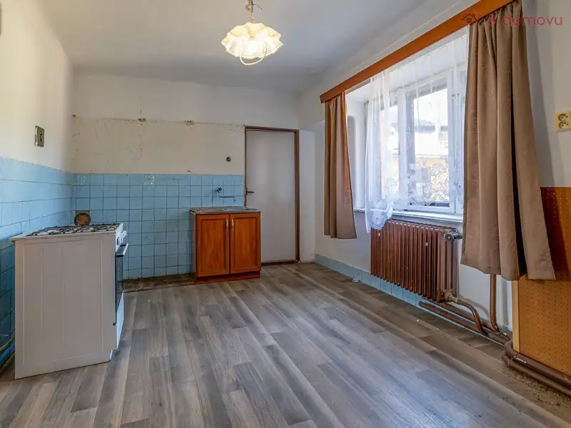 Prodej rodinného domu 227 m², pozemek 3154 m², Křenovice – náhled fotky 2
