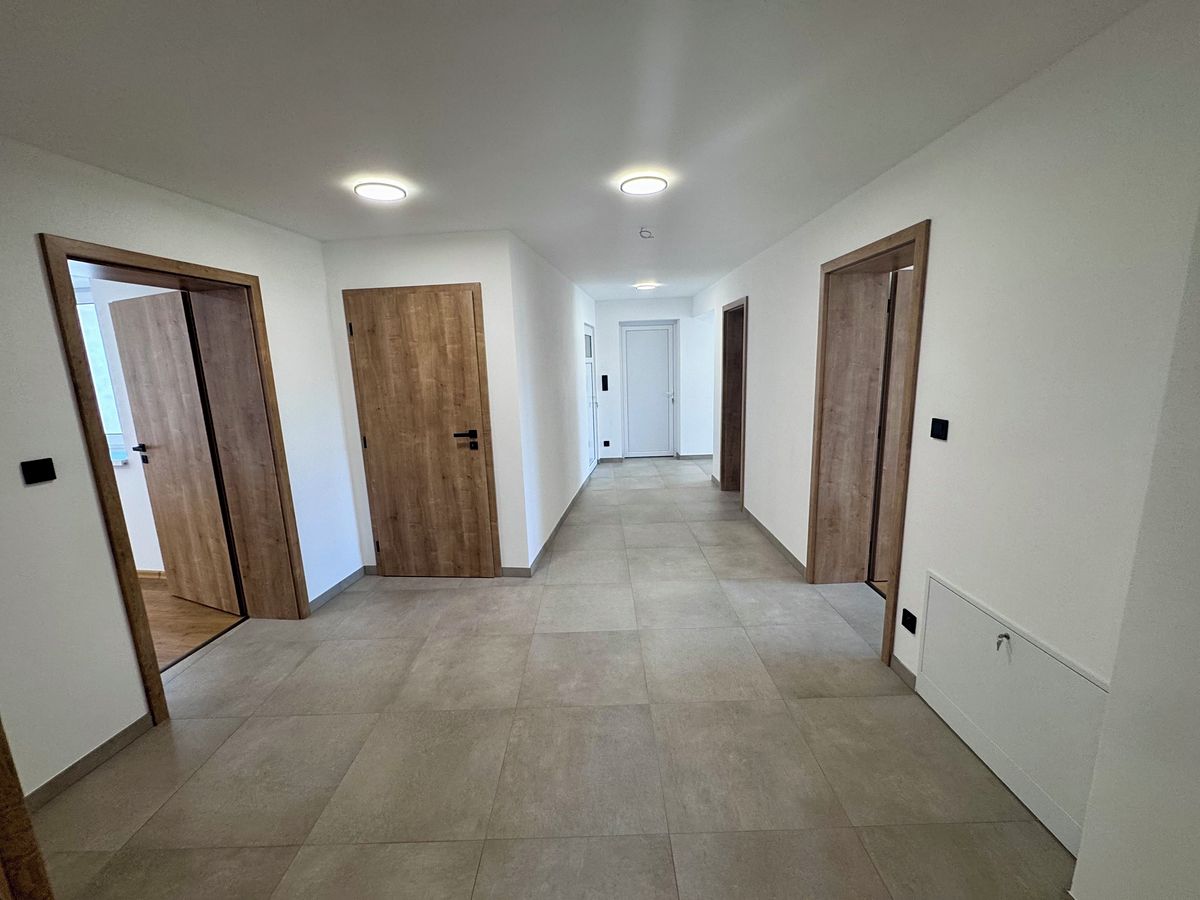 Prodej rodinného domu 145 m², pozemek 372 m² – fotografie 4