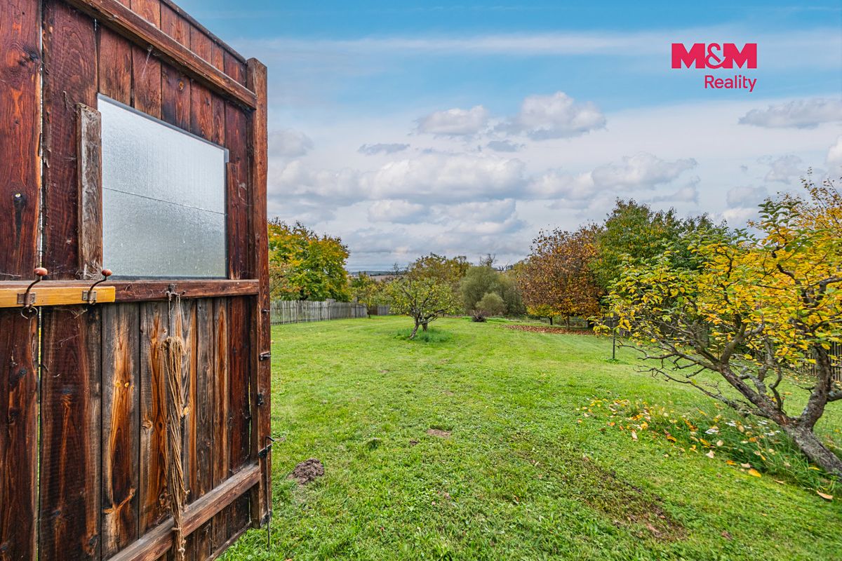 Prodej rodinného domu 230 m², pozemek 2849 m² – fotografie 2