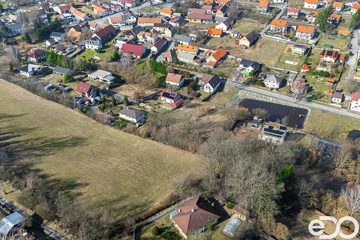 Prodej stavebního pozemku 1370 m² – fotografie 5