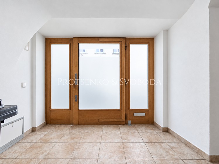 Gewerbefläche zum Kauf, 300 m² (10 von 29)
