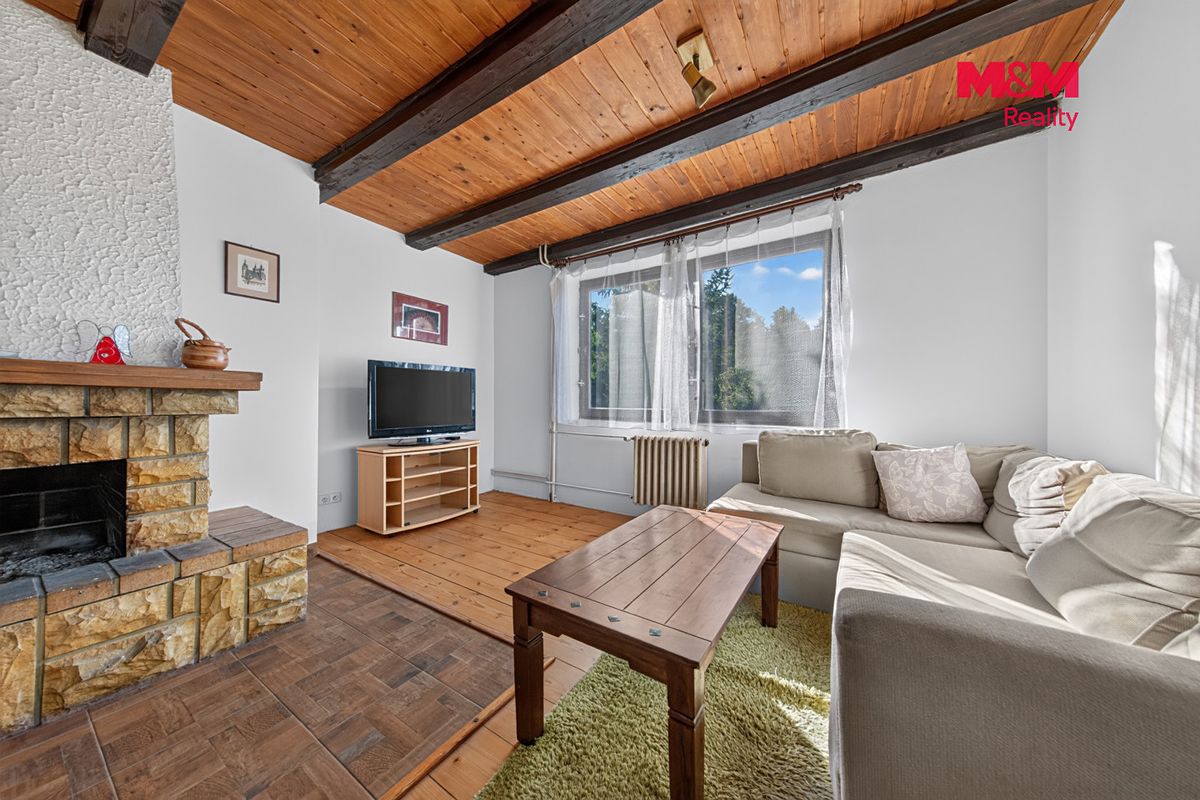 Prodej rodinného domu 180 m², pozemek 515 m² – fotografie 4