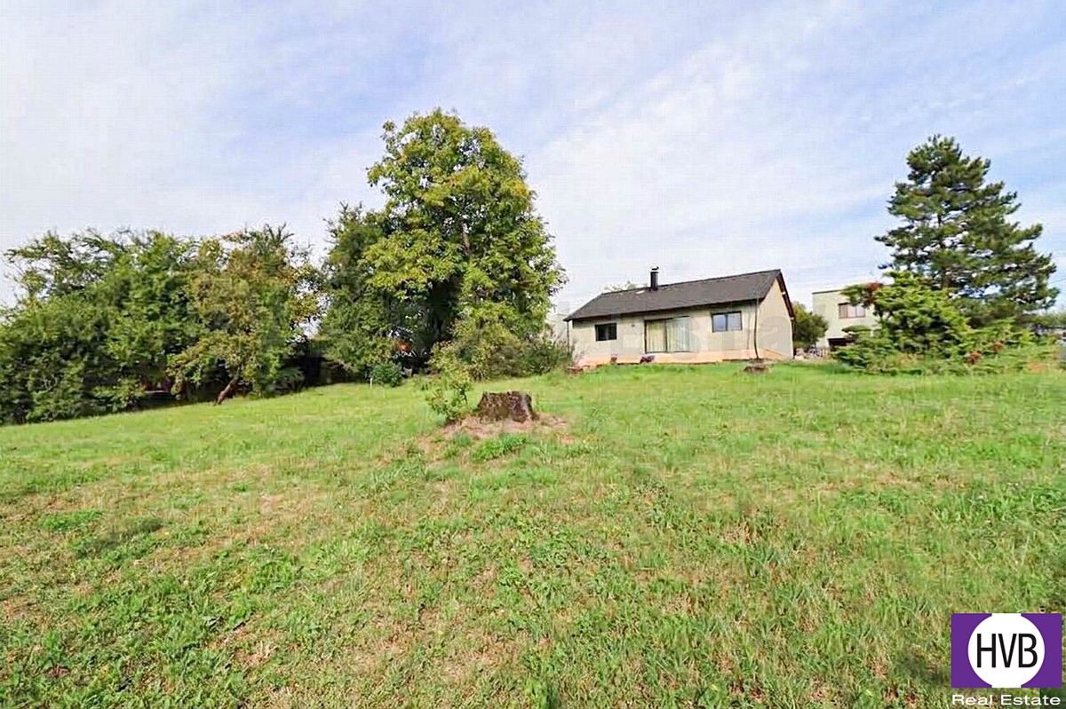 Prodej stavebního pozemku 989 m² – fotografie 5