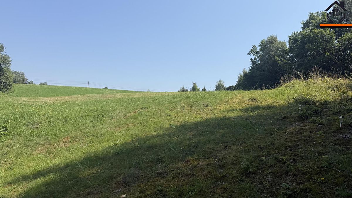 Prodej stavebního pozemku 1511 m² – fotografie 2