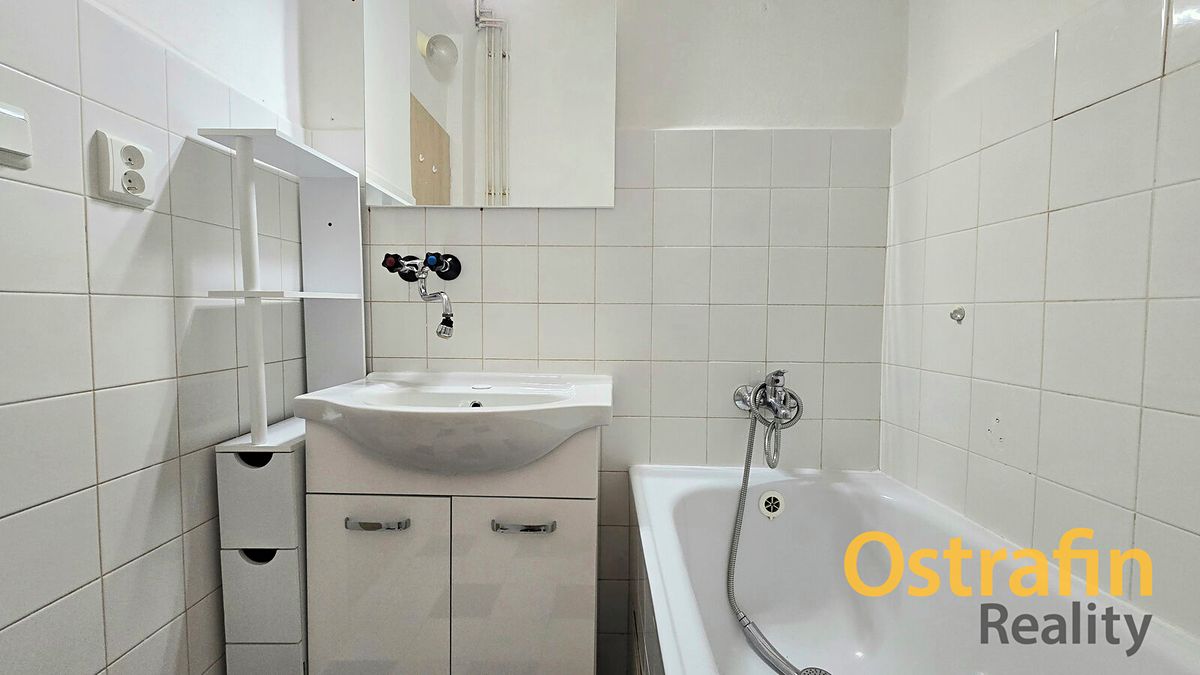 Pronájem bytu 1+1 52 m² – fotografie 5