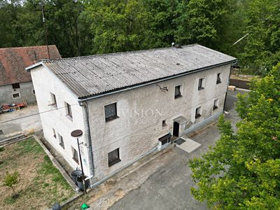 Pronájem kanceláře 130 m²