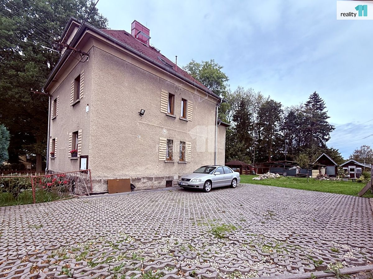 Prodej vily 240 m², pozemek 3645 m² – fotografie 5