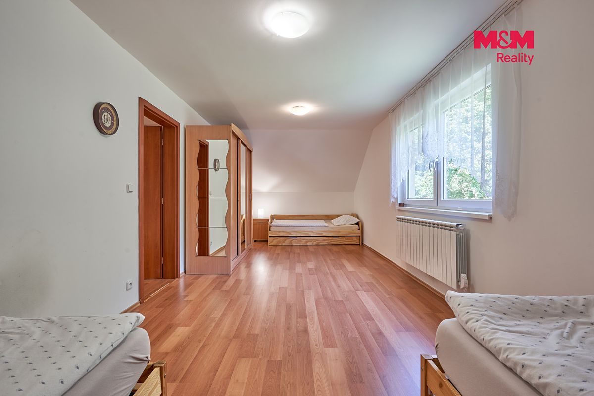 Prodej rodinného domu 130 m², pozemek 376 m² – fotografie 3