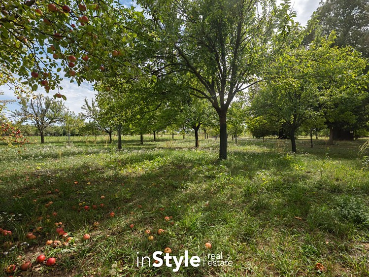 Prodej pozemku, 1 689 m² (8 z 25)