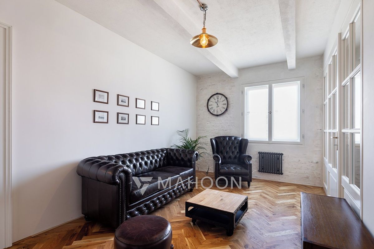 Prodej kanceláře 94 m² – fotografie 2