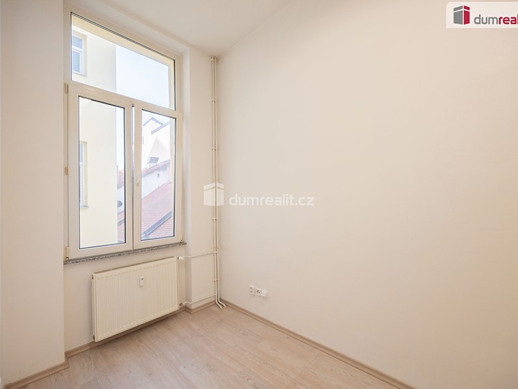 Pronájem komerčního prostoru, 10 m² (3 z 7)
