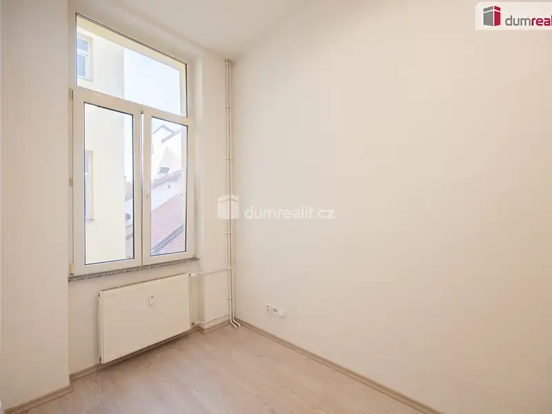 Pronájem kanceláře 10 m², České Budějovice – náhled fotky 3