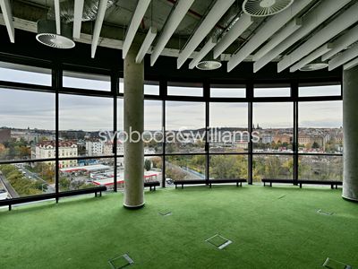Pronájem kanceláře 1285 m²