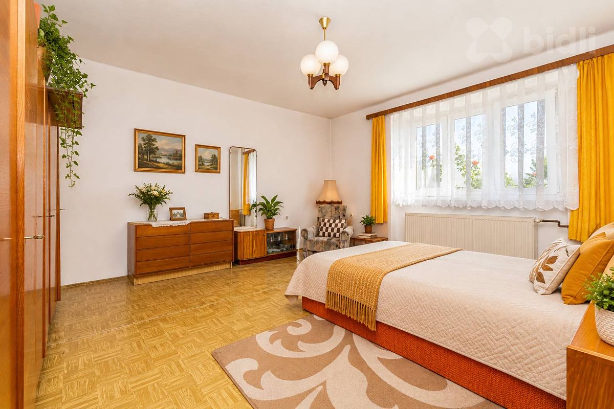 Prodej rodinného domu 279 m², pozemek 2398 m² – fotografie 5