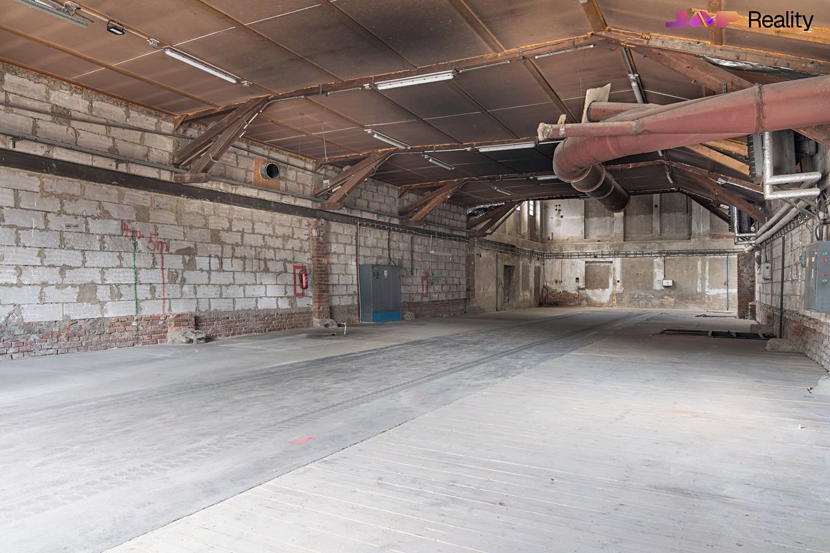Pronájem výrobní haly, prostoru 668 m² – fotografie 3