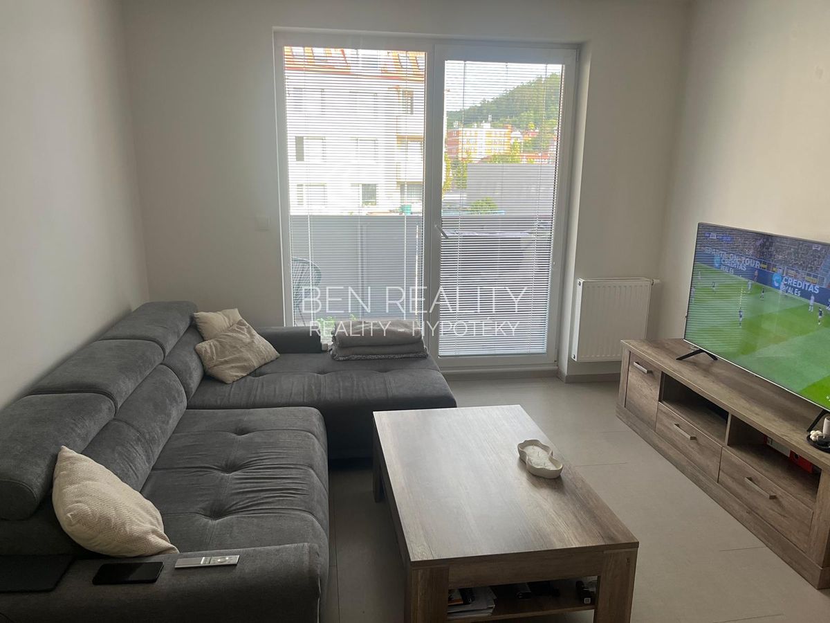 Pronájem bytu 2+kk 48 m² – fotografie 5