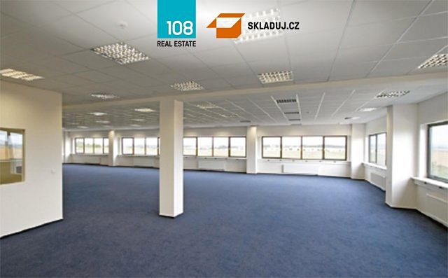 Pronájem skladového prostoru 1800 m² – fotografie 5
