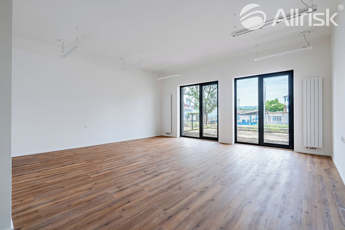 Pronájem bytu 1+kk 50 m² – fotografie 2