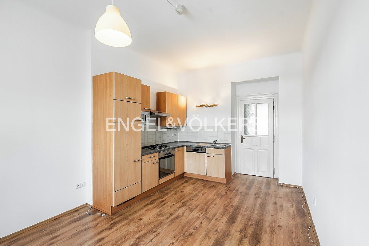 Pronájem bytu 1+1 44 m² – fotografie 3