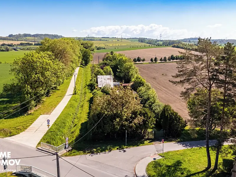 Prodej stavebního pozemku 4049 m², Tlumačov – náhled fotky 2