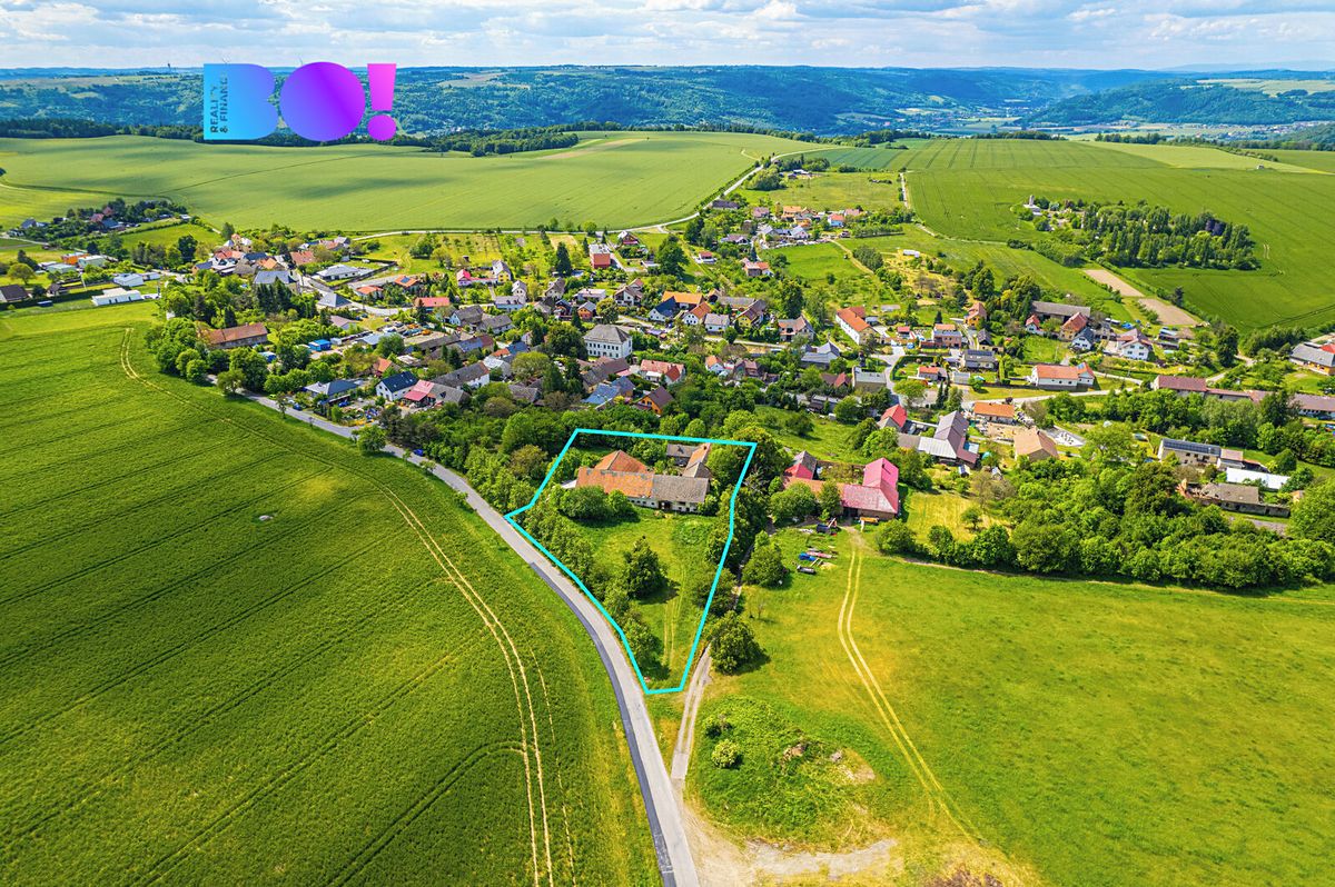 Prodej stavebního pozemku 4910 m² – fotografie 3