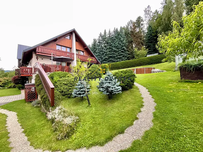 Prodej rodinného domu 400 m², pozemek 1032 m², Rokytnice nad Jizerou – náhled fotky 3