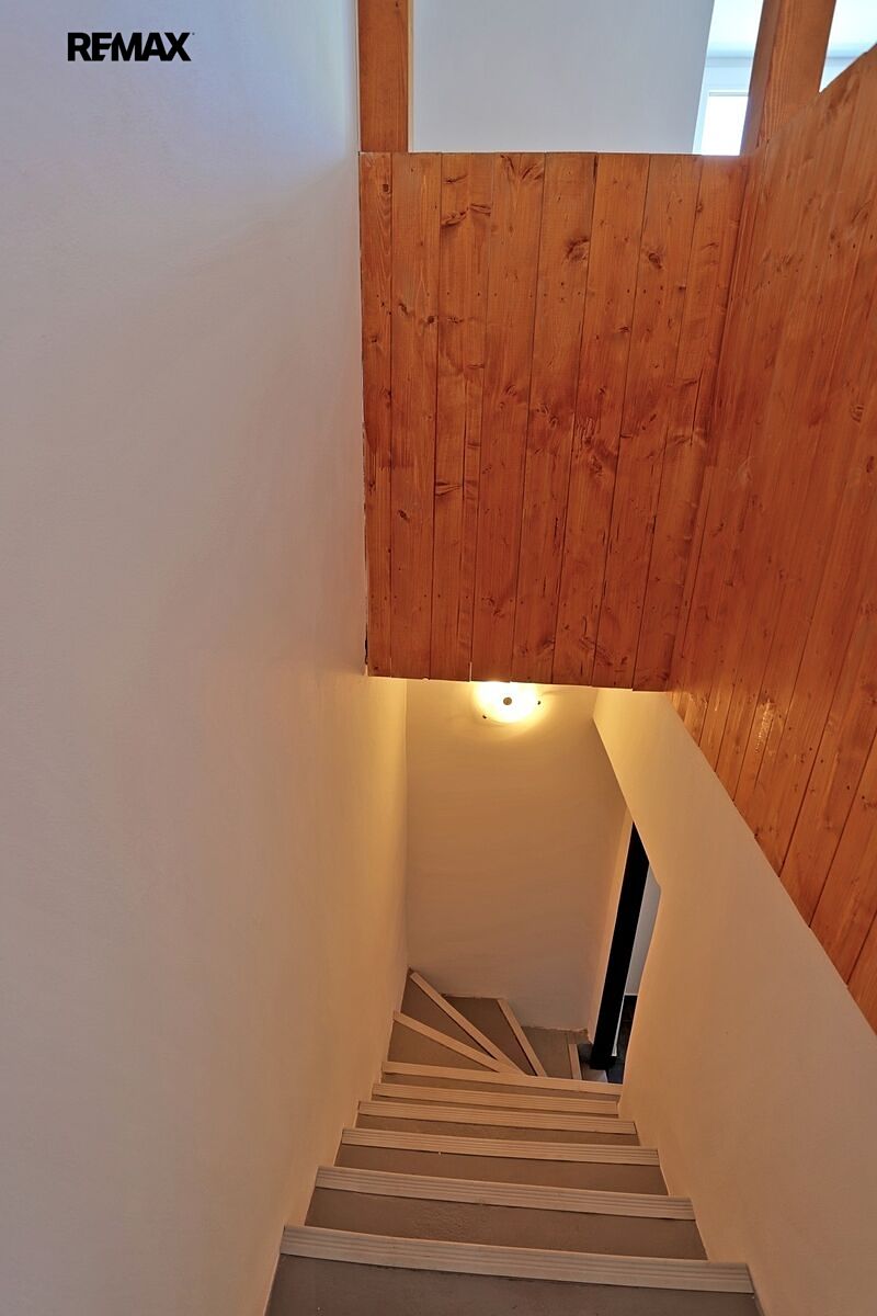 Prodej rodinného domu 200 m², pozemek 213 m² – fotografie 4