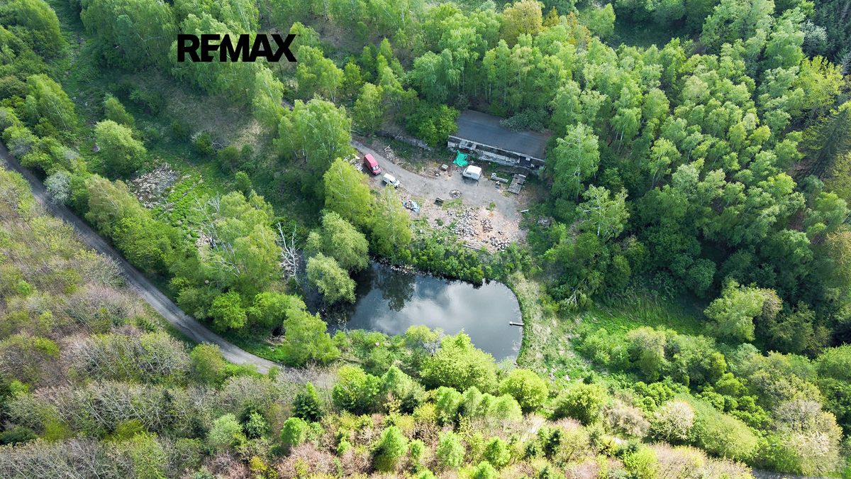 Prodej rybníku (vodní plochy) 8716 m²