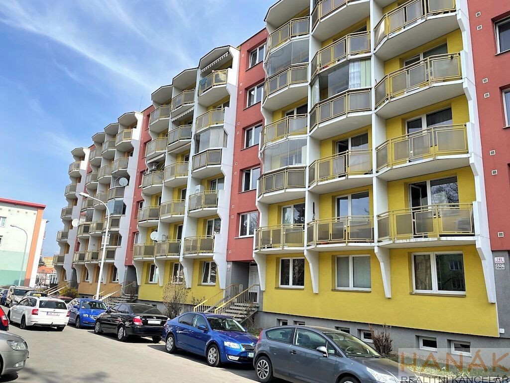Pronájem bytu 1+1 34 m²