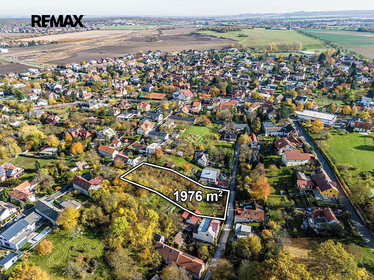 Prodej stavebního pozemku 1976 m² – fotografie 5