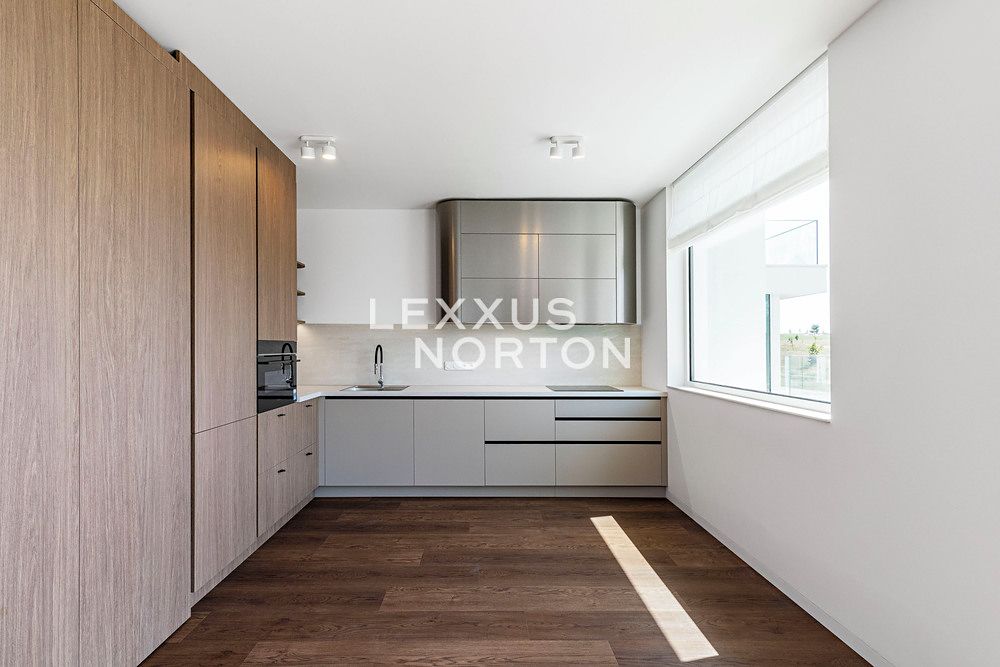 Pronájem bytu 3+kk 114 m² – fotografie 3