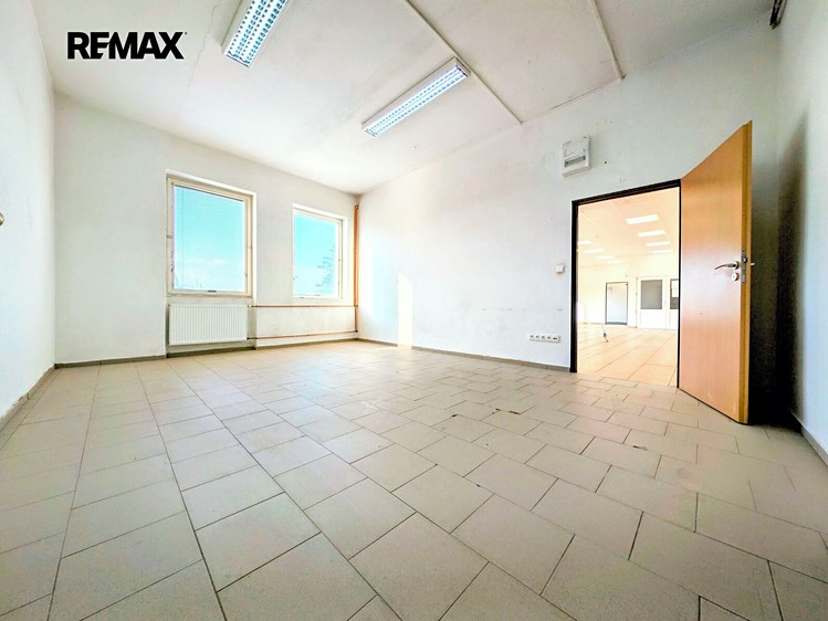 Комерційне приміщення в оренду, 138 м² (8 з 13)