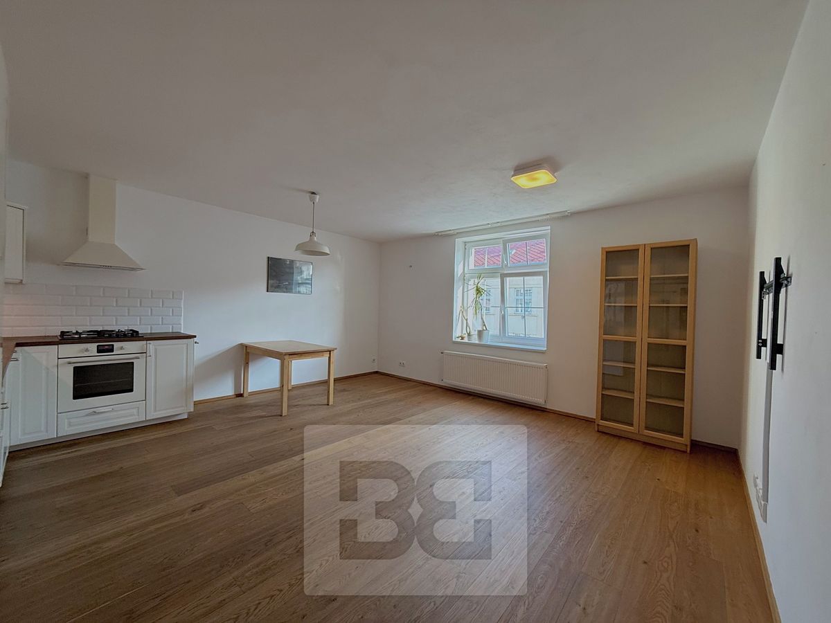 Pronájem bytu 3+kk 70 m²
