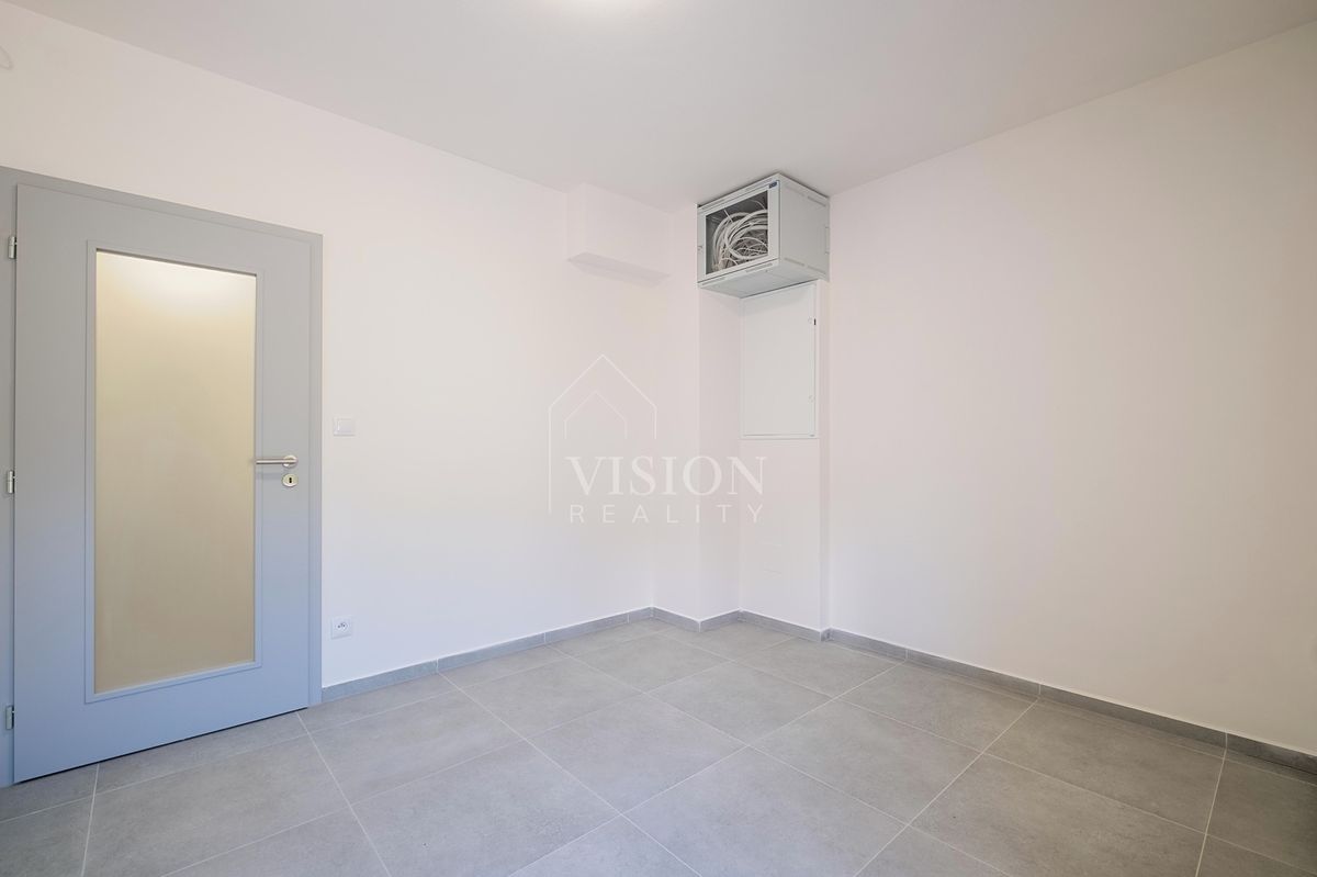 Prodej rodinného domu 177 m², pozemek 270 m² – fotografie 5