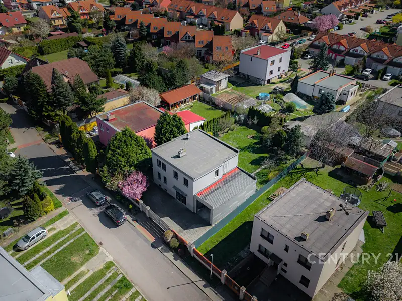 Prodej rodinného domu 217 m², pozemek 800 m², Nehvizdy – náhled fotky 2