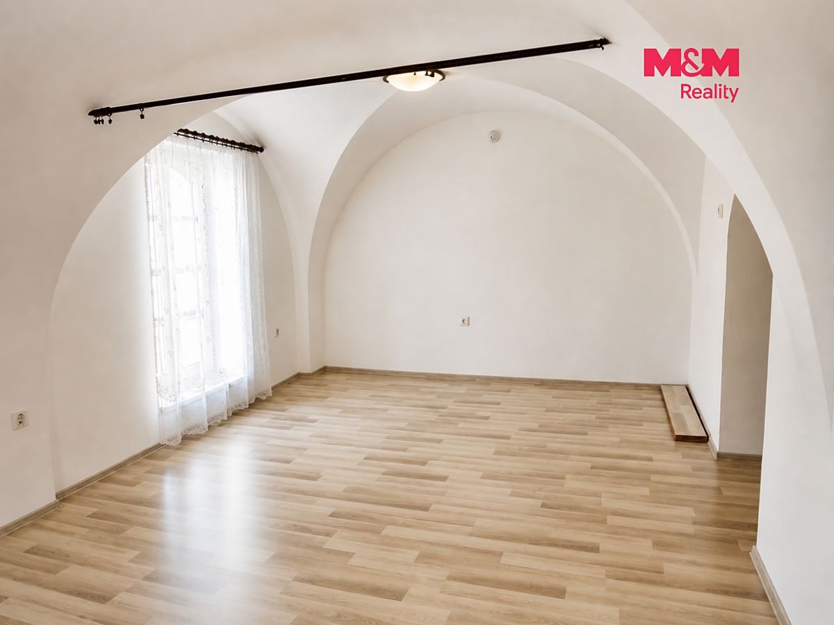 Pronájem bytu 2+kk 70 m² – fotografie 4