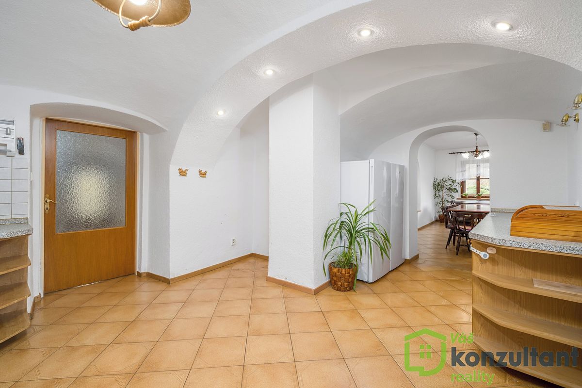 Prodej rodinného domu 120 m², pozemek 845 m² – fotografie 5