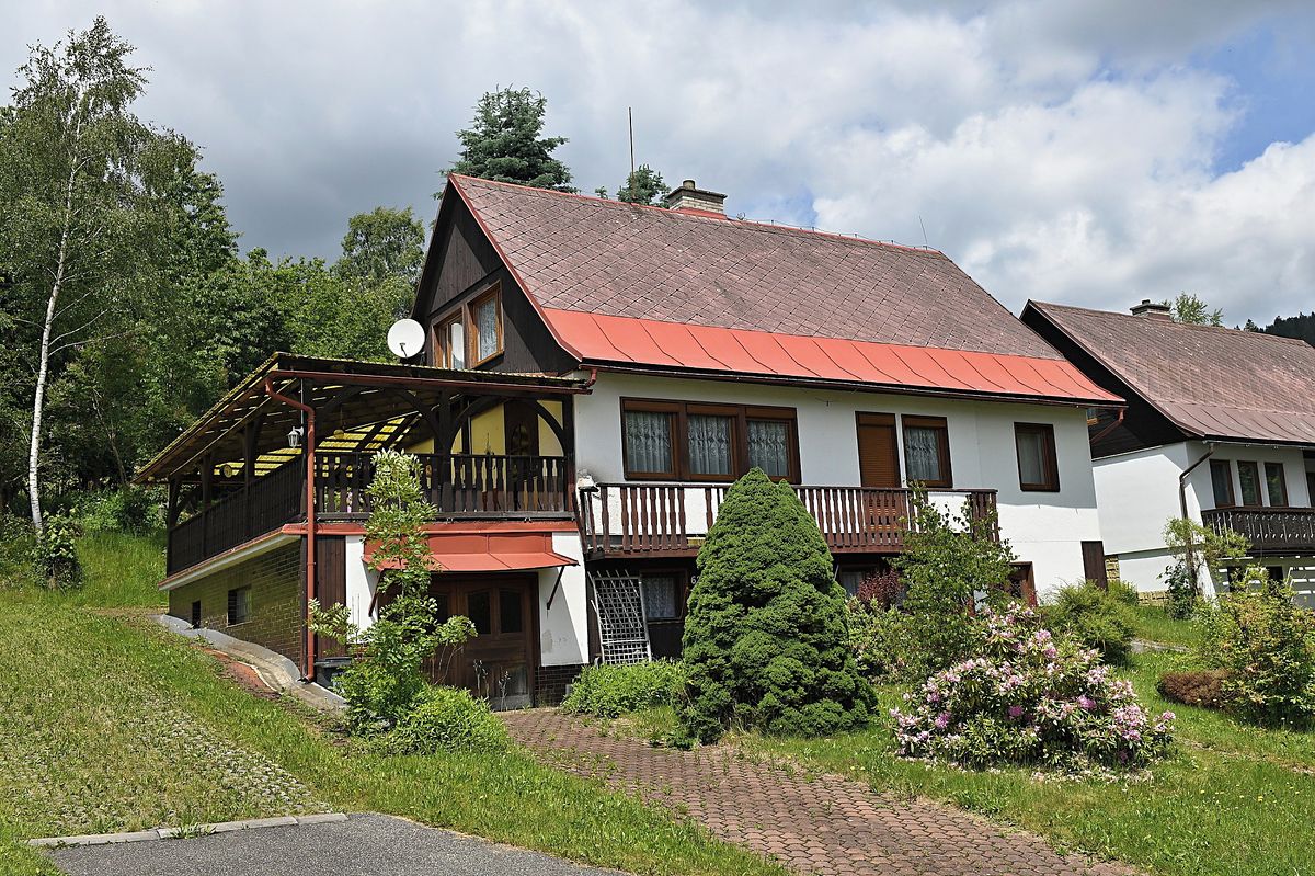 Prodej rodinného domu 166 m², pozemek 500 m² – fotografie 3