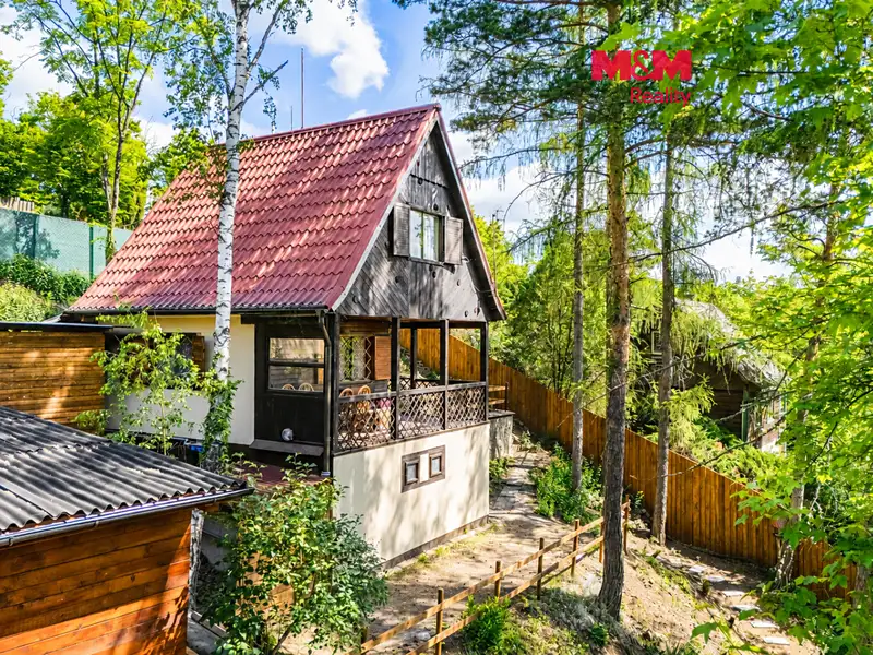 Prodej chaty 29 m², pozemek 489 m², Zbečno – náhled fotky 1