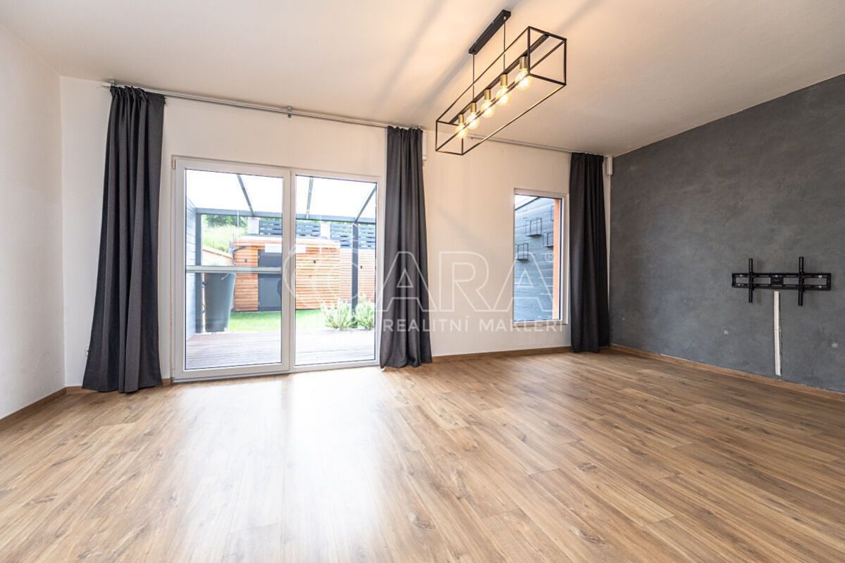Pronájem rodinného domu 78 m², pozemek 157 m² – fotografie 5