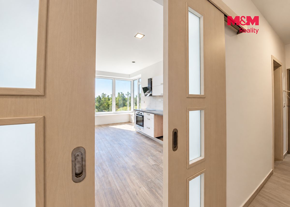 Pronájem bytu 2+kk 55 m² – fotografie 3