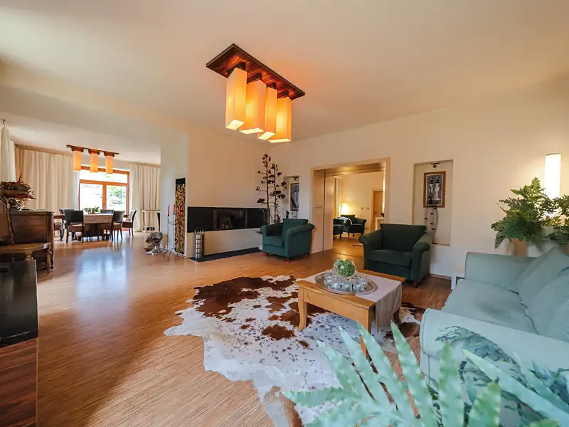 Prodej zemědělské usedlosti 385 m², pozemek 152285 m², Lichnov – náhled fotky 3