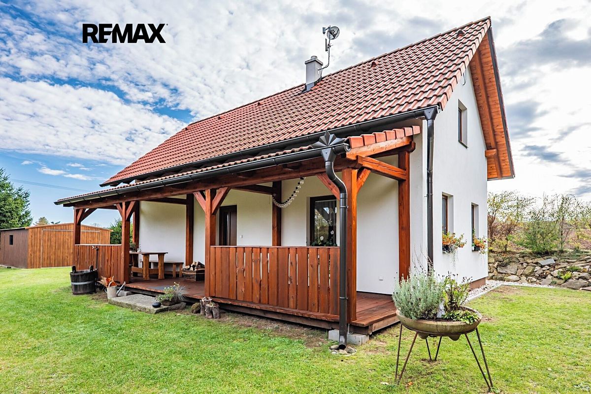 Pronájem rodinného domu 73 m², pozemek 1471 m²