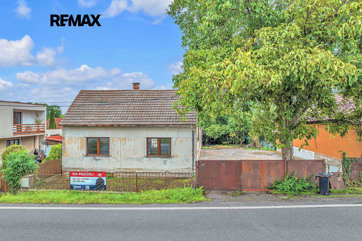 Prodej rodinného domu 265 m², pozemek 1117 m² – fotografie 4
